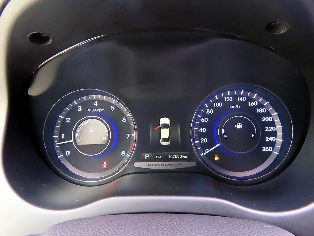 HYUNDAI Grandeur - Vista 8