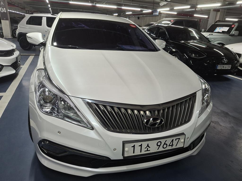 HYUNDAI Grandeur 2016 Blanco - Importación desde Corea - HF Imports Iquique - Foto 1