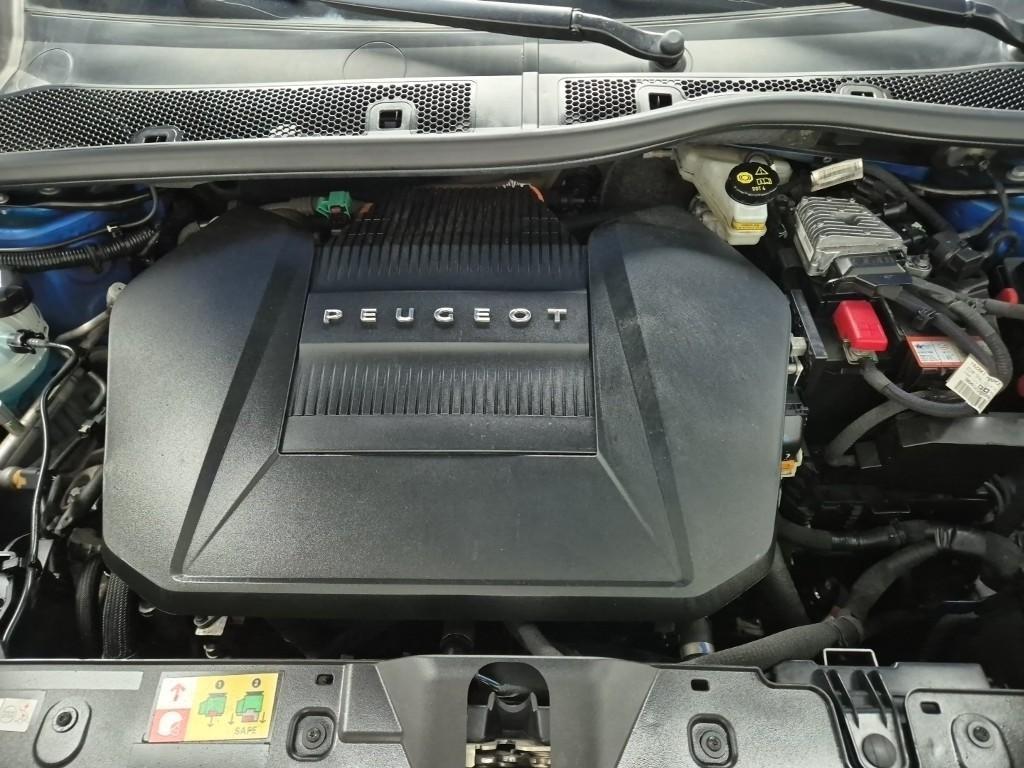 Peugeot 2008 - Vista 5