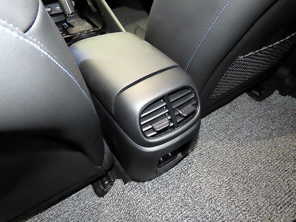 HYUNDAI Avante 2026 Negro - Importación desde Corea - HF Imports Iquique - Foto 16