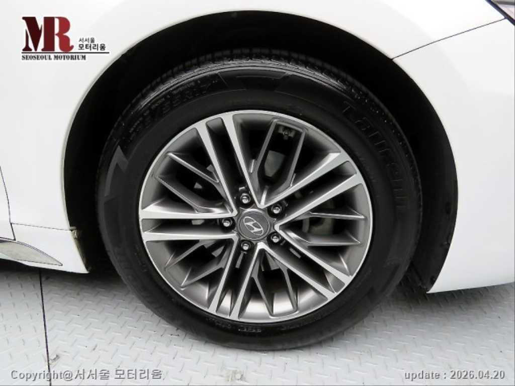 HYUNDAI Grandeur 2017 Blanco - Importación desde Corea - HF Imports Iquique - Foto 20