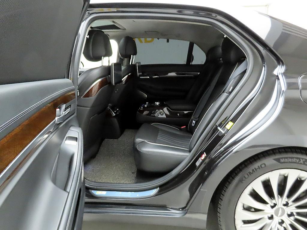 Genesis EQ900 2018 Negro - Importación desde Corea - HF Imports Iquique - Foto 13