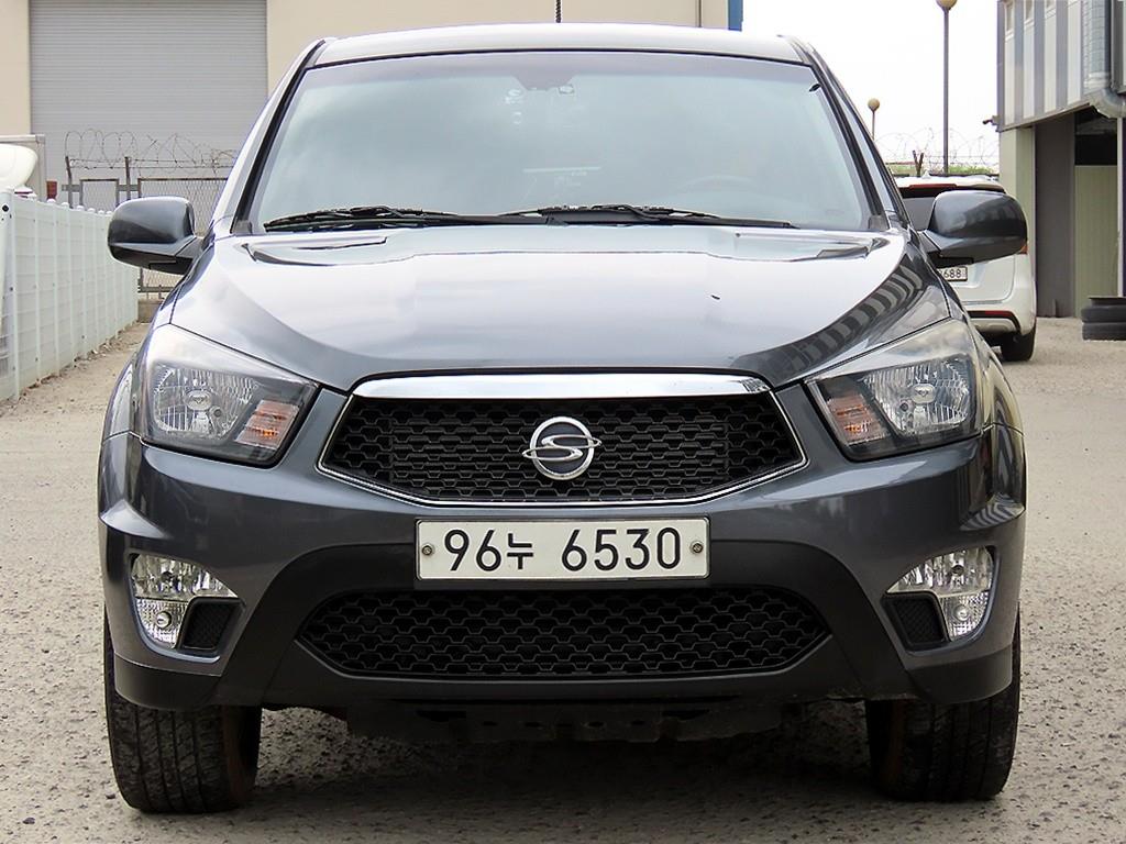 Ssangyong Korando 2015 Gris - Importación desde Corea - HF Imports Iquique - Foto 1