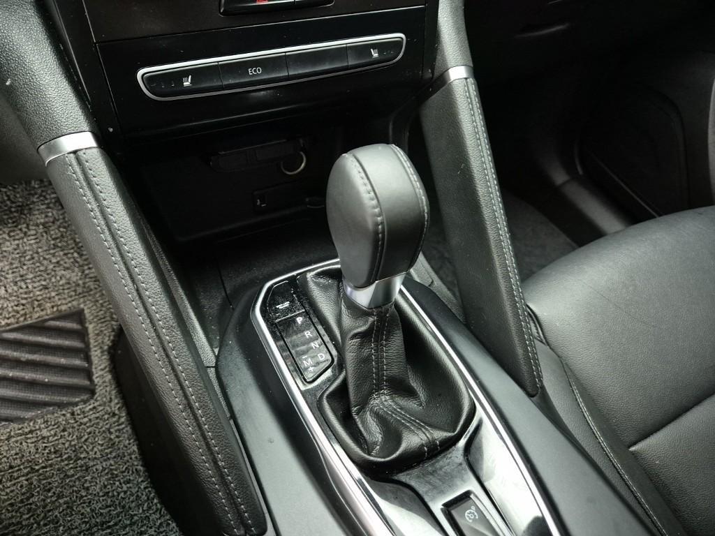 SAMSUNG QM6 - Vista 8