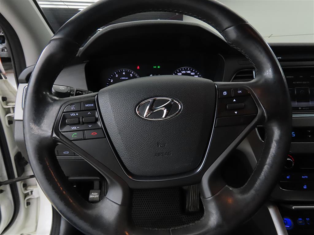 HYUNDAI Sonata - Vista 8