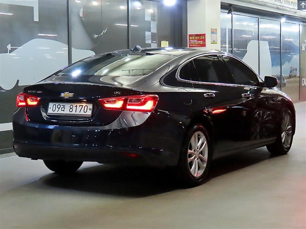 Chevrolet Malibu - Vista 4