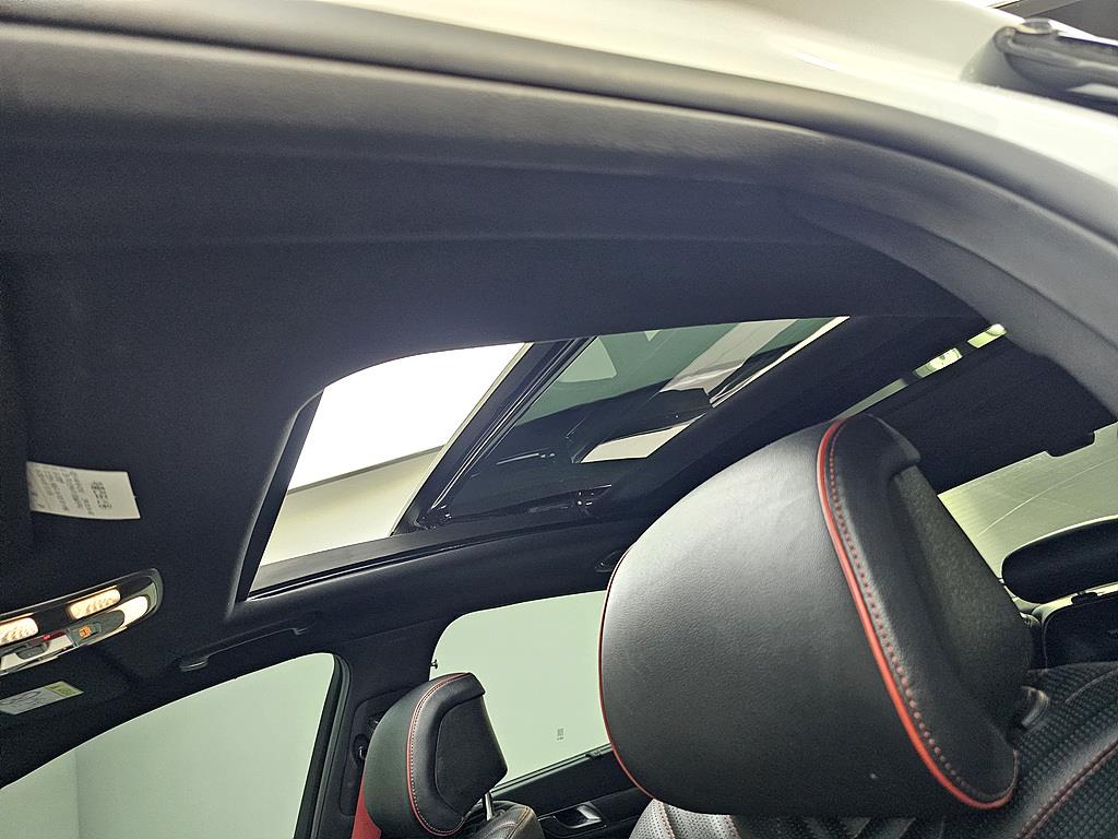 Genesis G80 - Vista 12