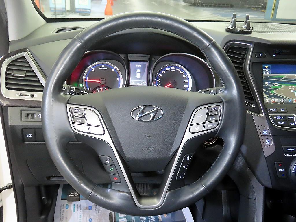 HYUNDAI Santa Fe - Vista 8