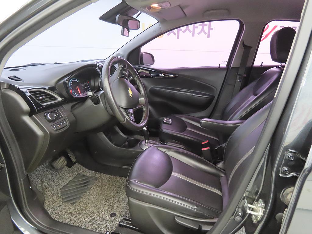 Chevrolet Spark - Vista 5
