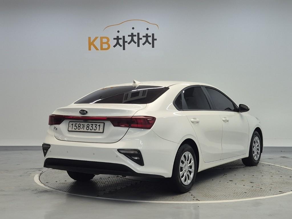 KIA K3 - Vista 4