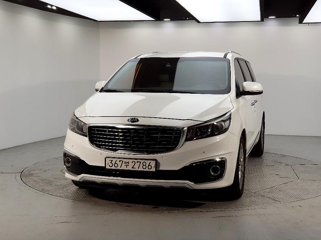 KIA Carnival - Vista 2