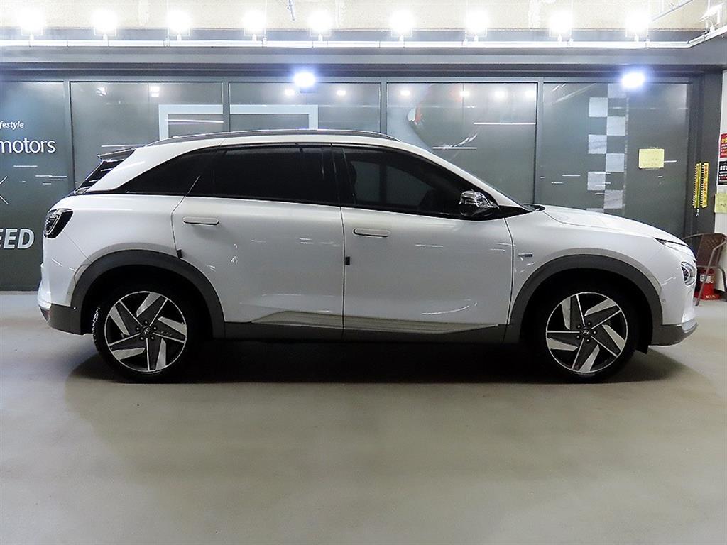 HYUNDAI Nexo - Vista 3