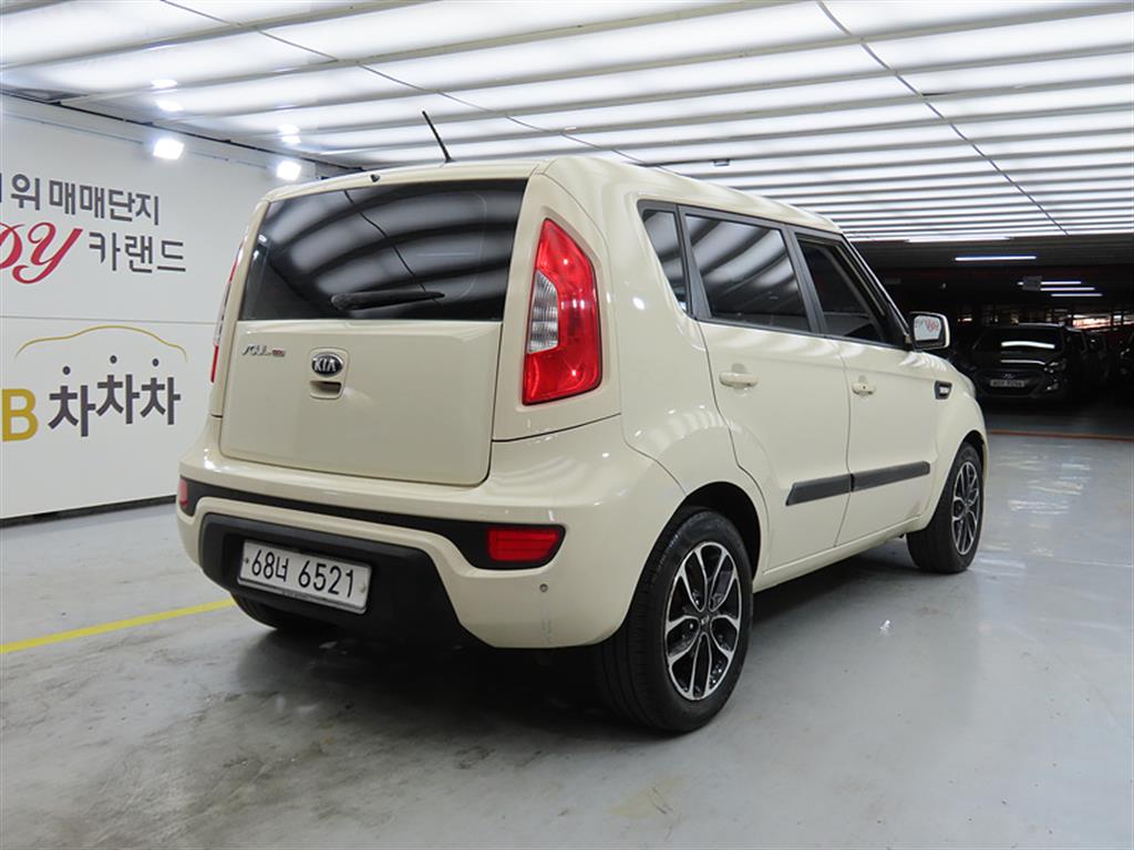 KIA Soul - Vista 4