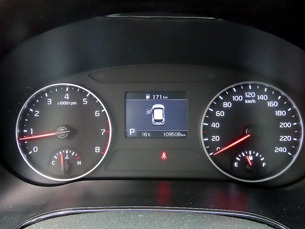 KIA Seltos - Vista 9