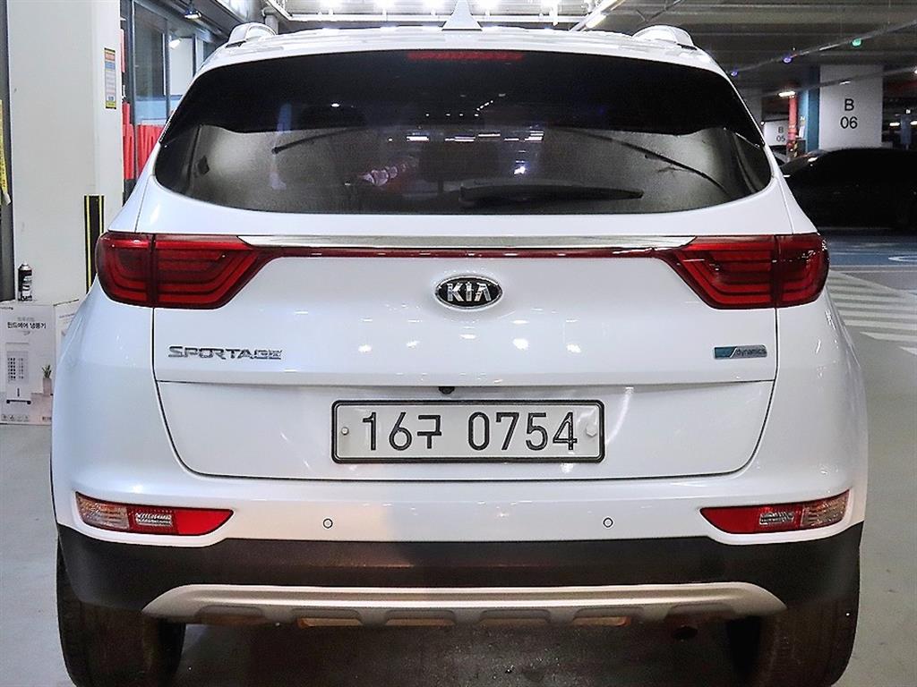 KIA Sportage - Vista 5