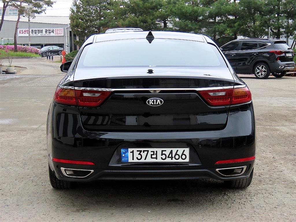 KIA K7 - Vista 4