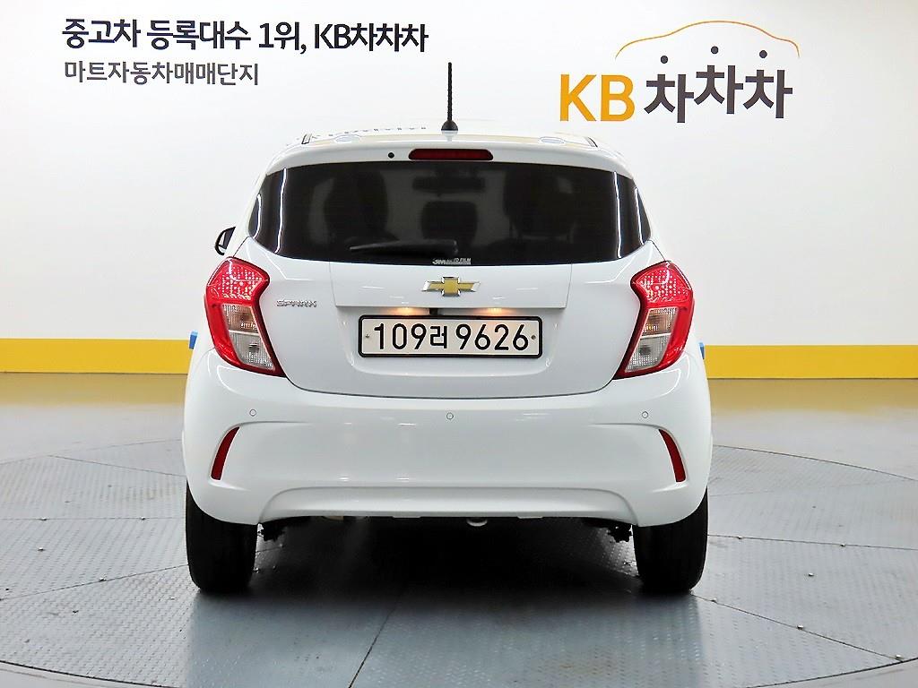 Chevrolet Spark - Vista 3