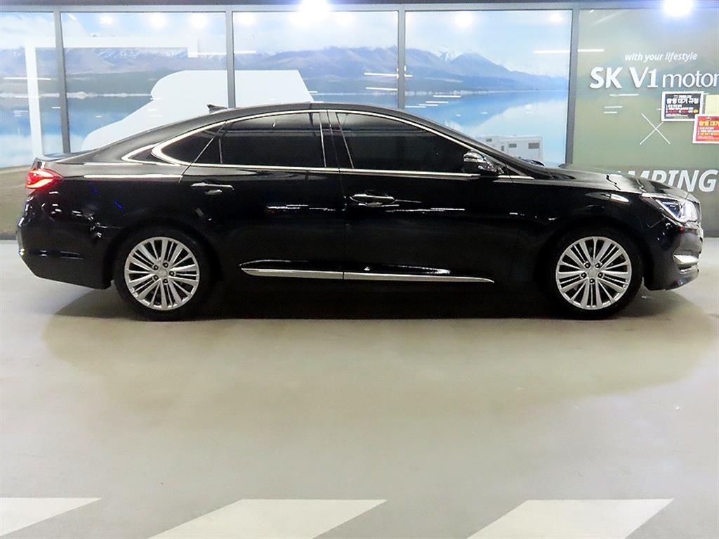 HYUNDAI Aslan - Vista 3