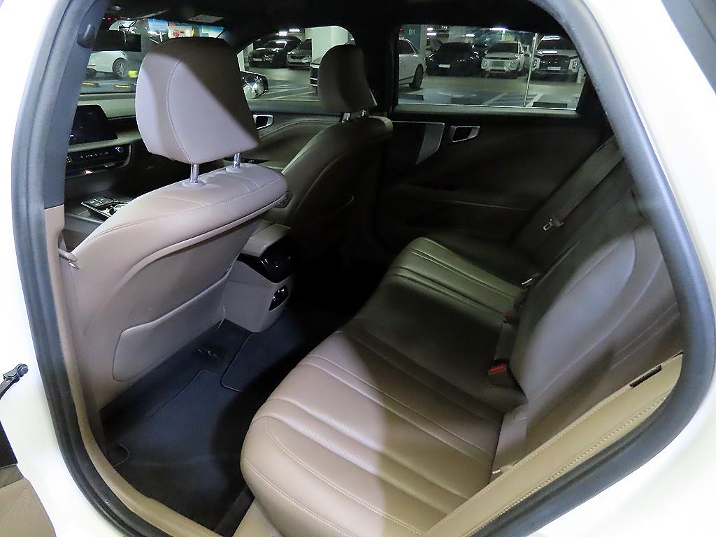 KIA K8 - Vista 7