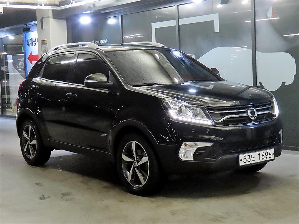 Ssangyong Korando 2017 Negro - Importación desde Corea - HF Imports Iquique - Foto 1