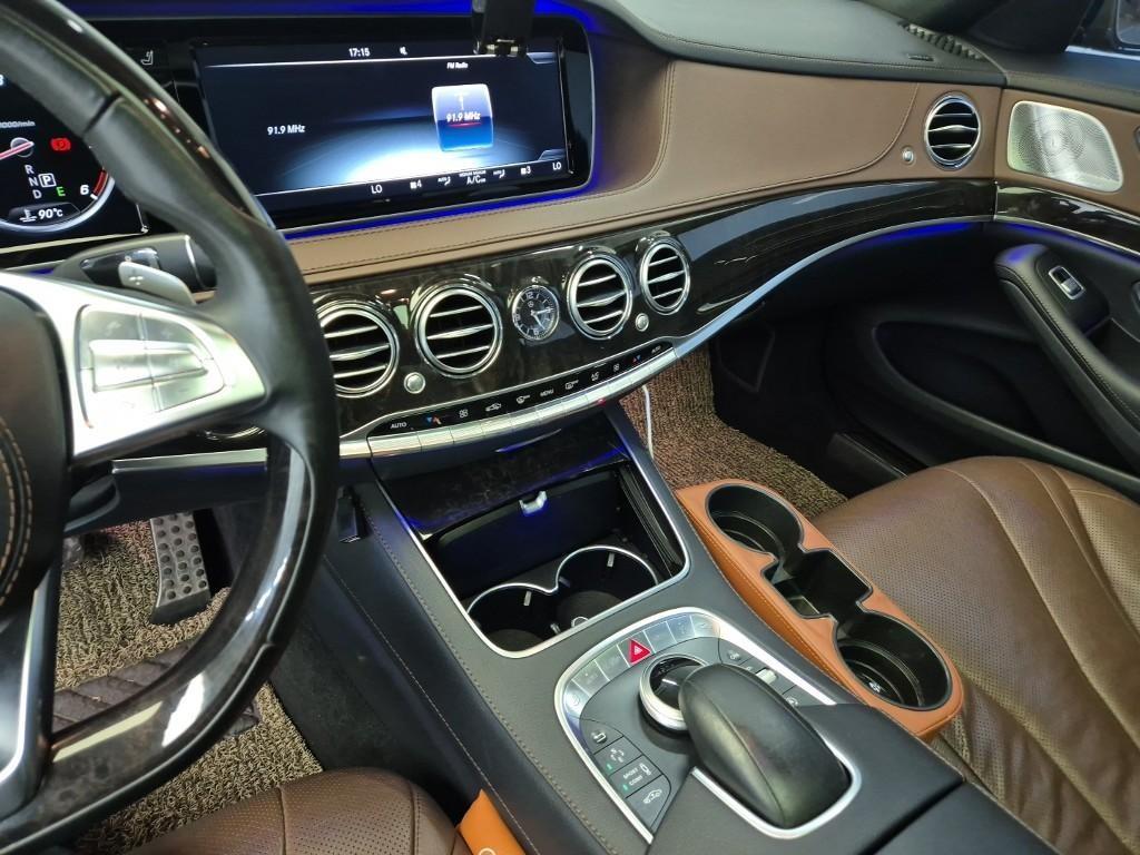 Mercedes Benz S Class - Vista 10
