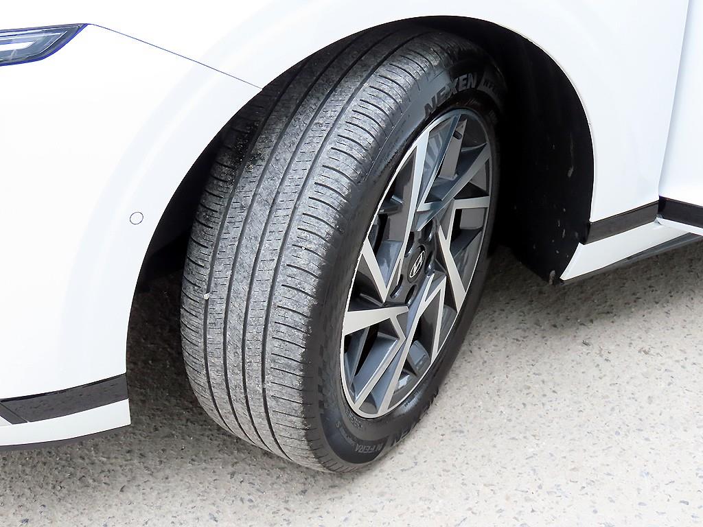 HYUNDAI Grandeur - Vista 2