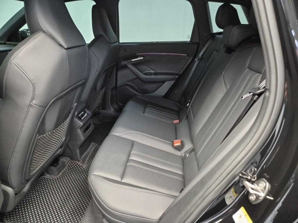 Audi Q6 e-tron - Vista 12