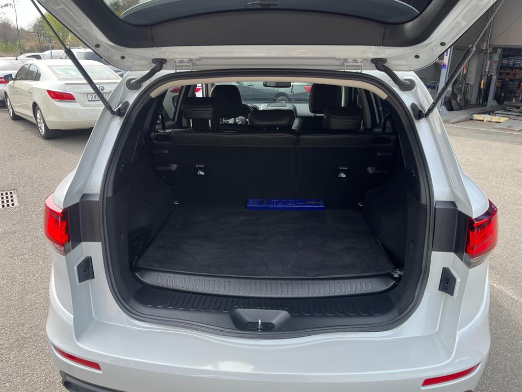 SAMSUNG QM6 - Vista 5