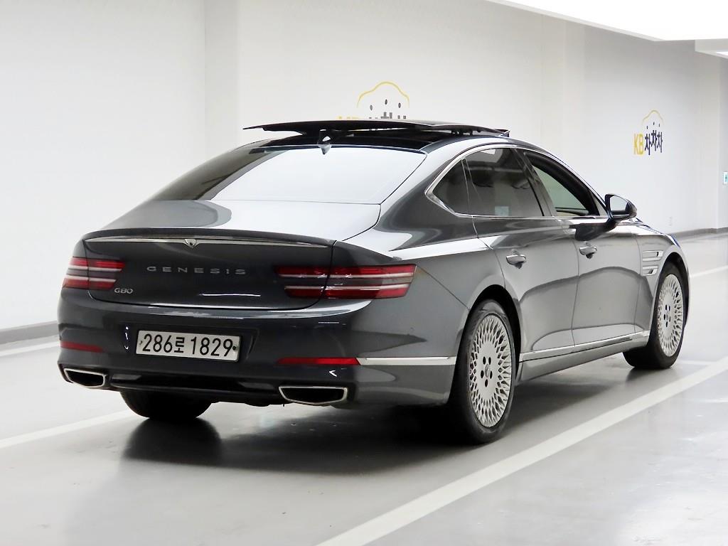 Genesis G80 - Vista 4