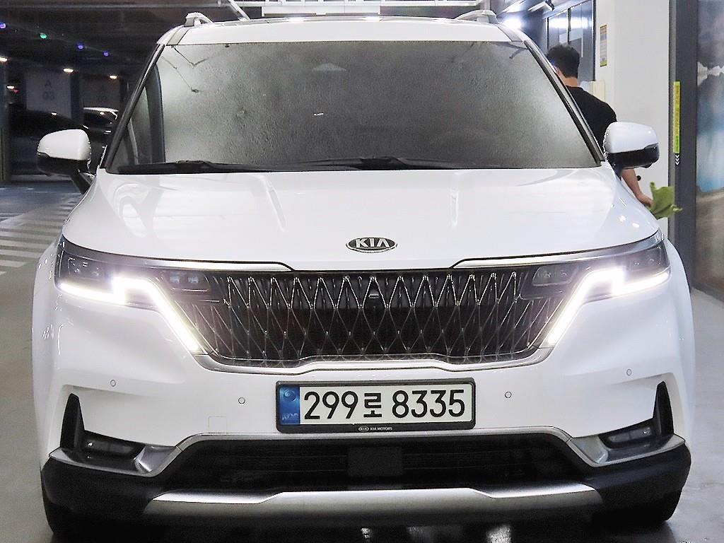KIA Carnival - Vista 2