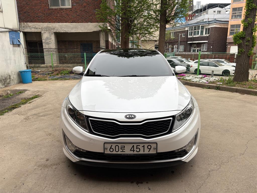 KIA K5 - Vista 3
