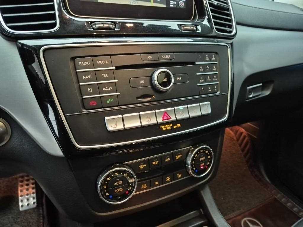 Mercedes Benz GLE Class 2017 Plateado - Importación desde Corea - HF Imports Iquique - Foto 17
