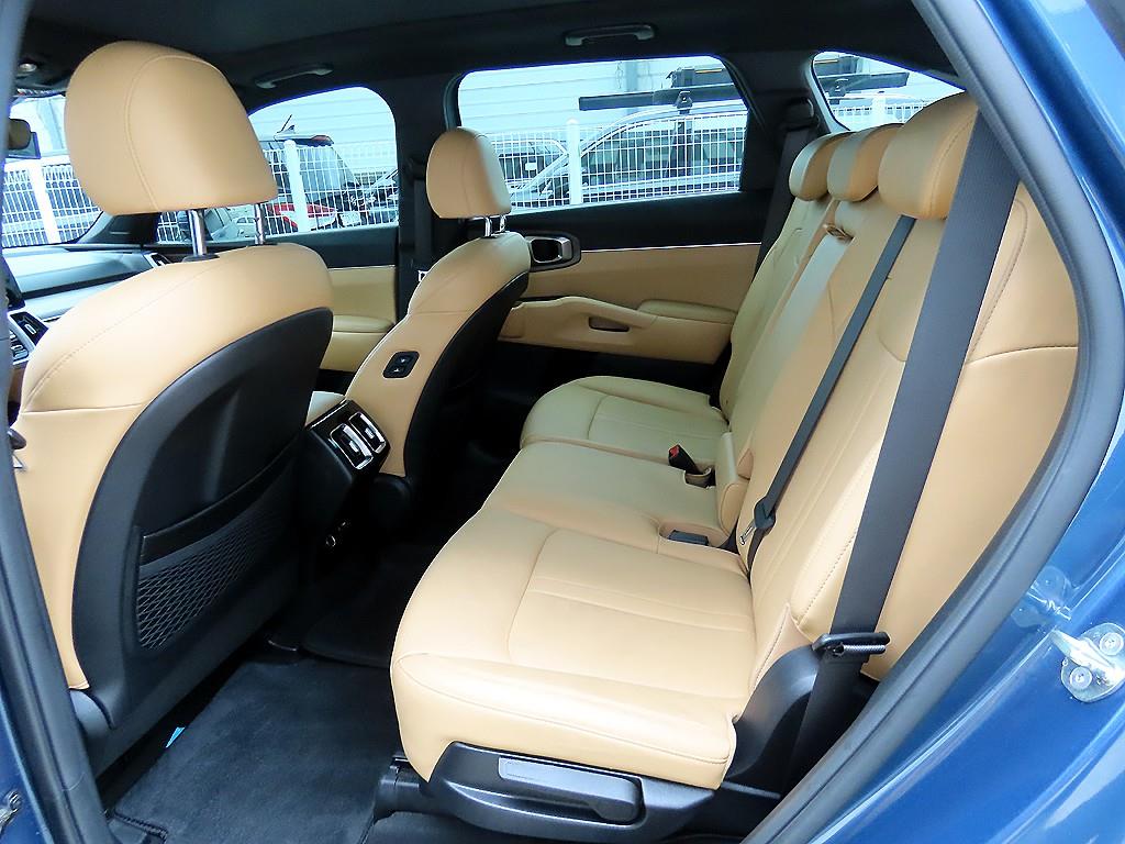 KIA Sorento - Vista 6