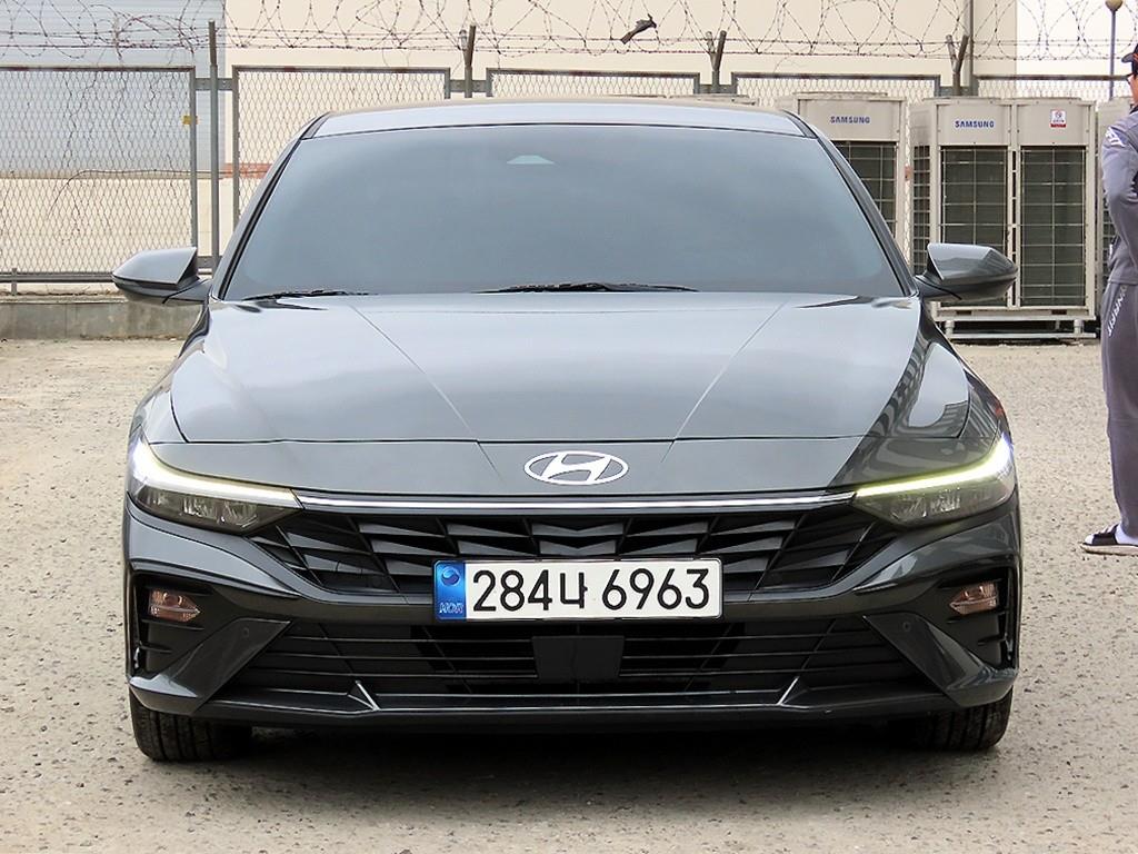 HYUNDAI Avante 2024 Gris - Importación desde Corea - HF Imports Iquique - Foto 1