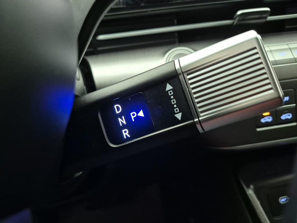 HYUNDAI Kona - Vista 8