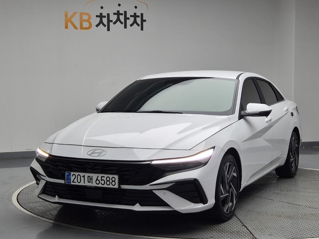 HYUNDAI Avante 2024 Blanco - Importación desde Corea - HF Imports Iquique - Foto 1