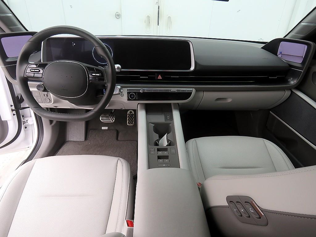 HYUNDAI Ioniq 6 - Vista 8