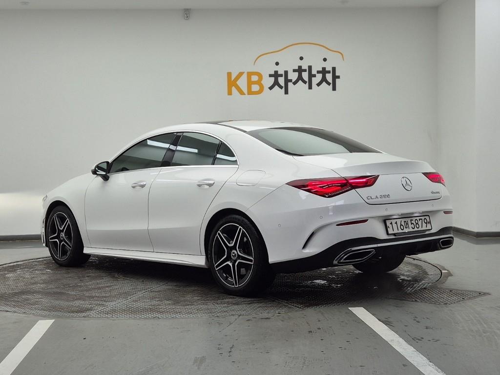 Mercedes Benz CLA Class - Vista 3