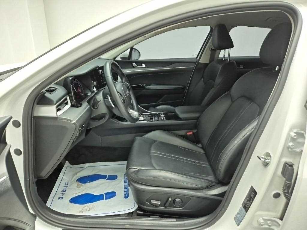 KIA K5 - Vista 11