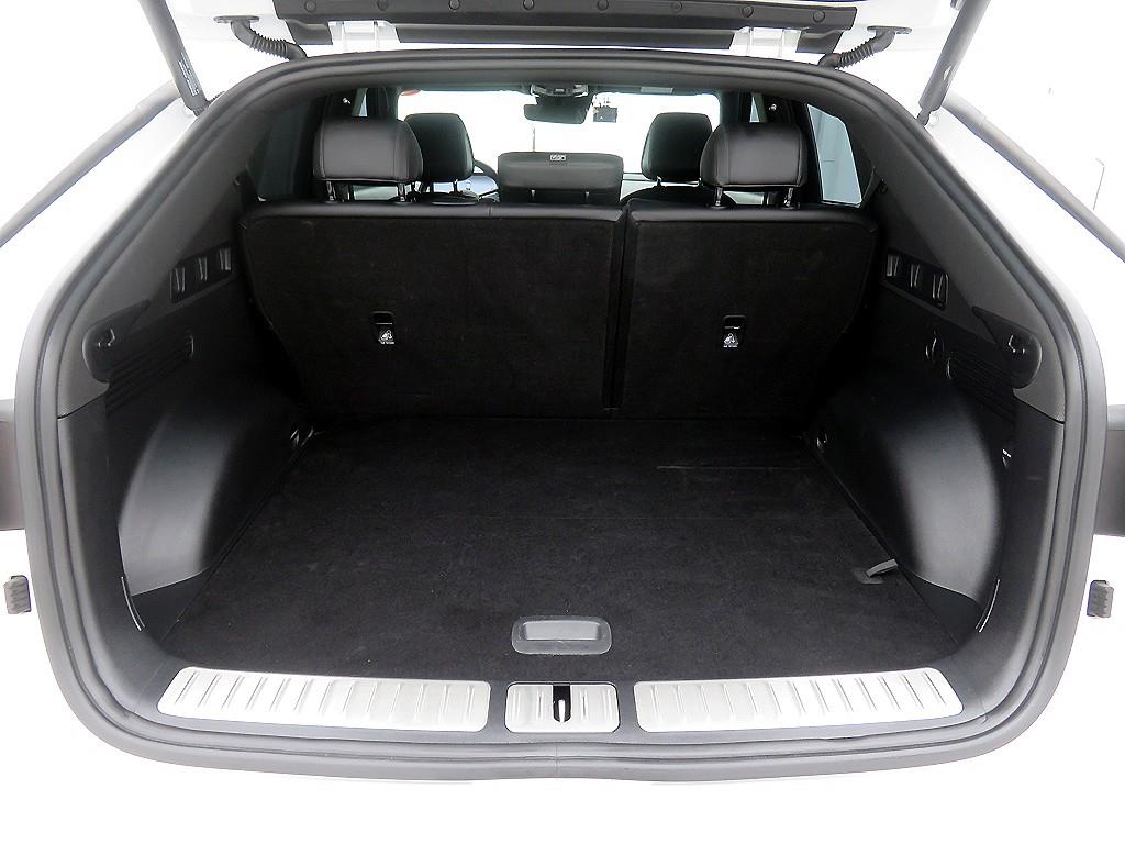 Genesis GV60 - Vista 5