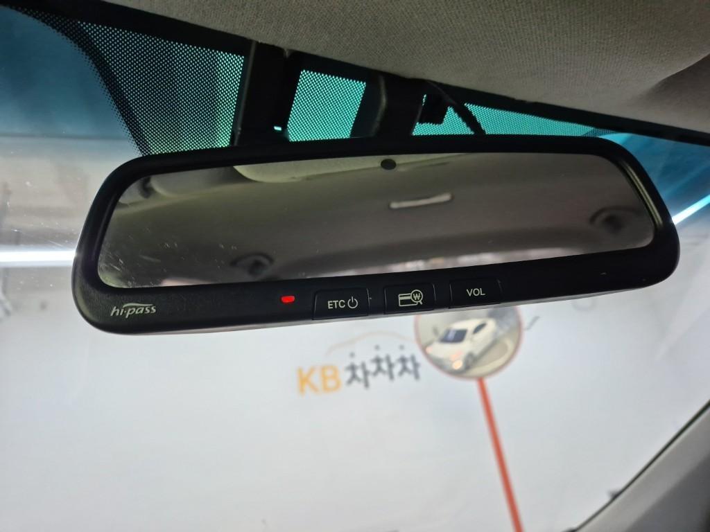 HYUNDAI Avante 2013 Blanco - Importación desde Corea - HF Imports Iquique - Foto 16