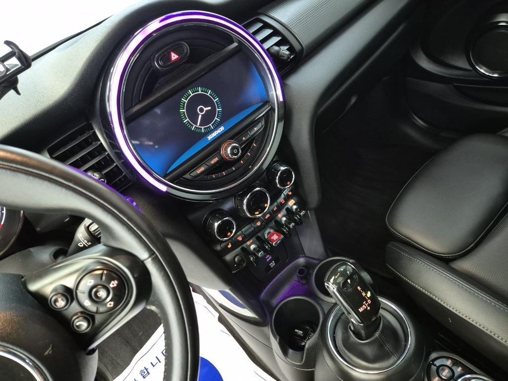 Mini Cooper - Vista 10