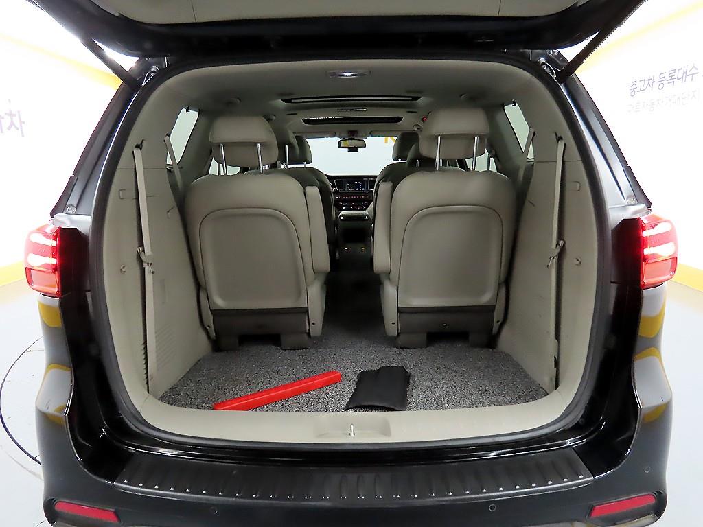 KIA Carnival 2019 Negro - Importación desde Corea - HF Imports Iquique - Foto 18