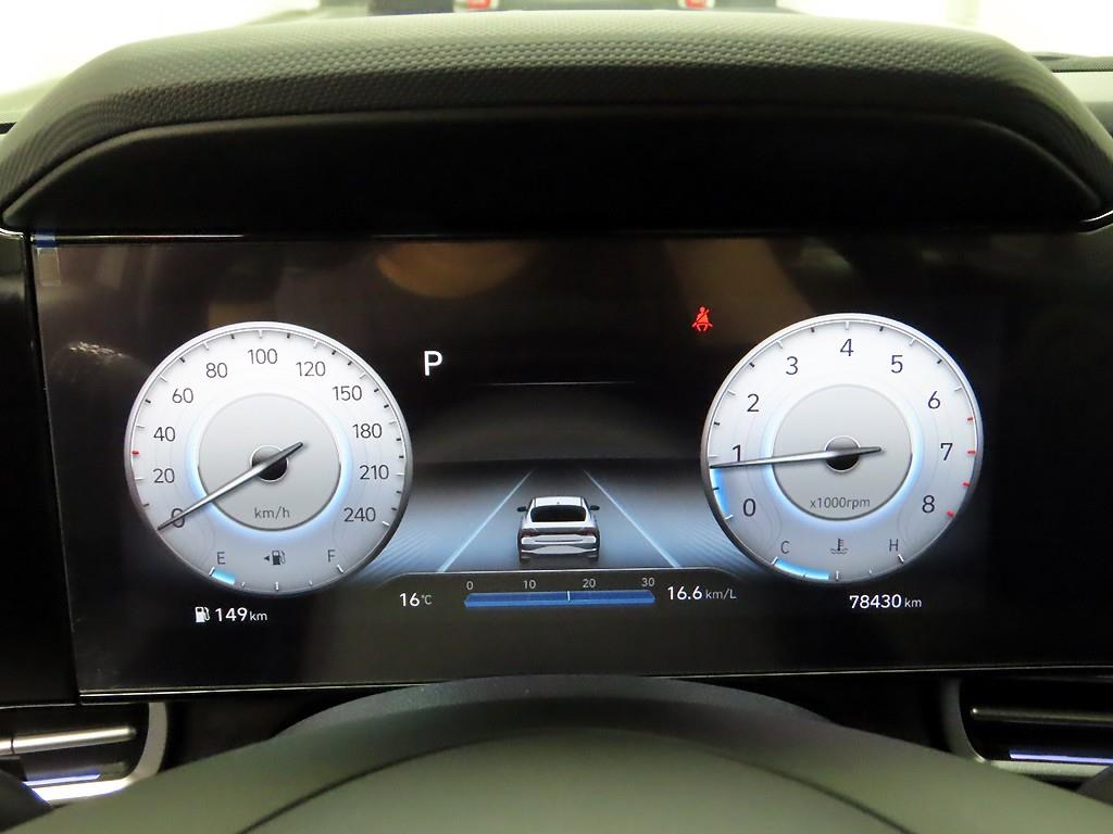 HYUNDAI Avante - Vista 6