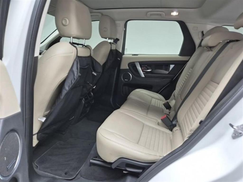 Land Rover Discovery Sports - Vista 12