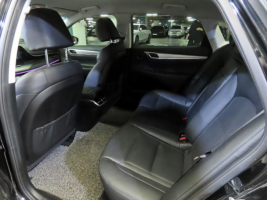 HYUNDAI Grandeur - Vista 7