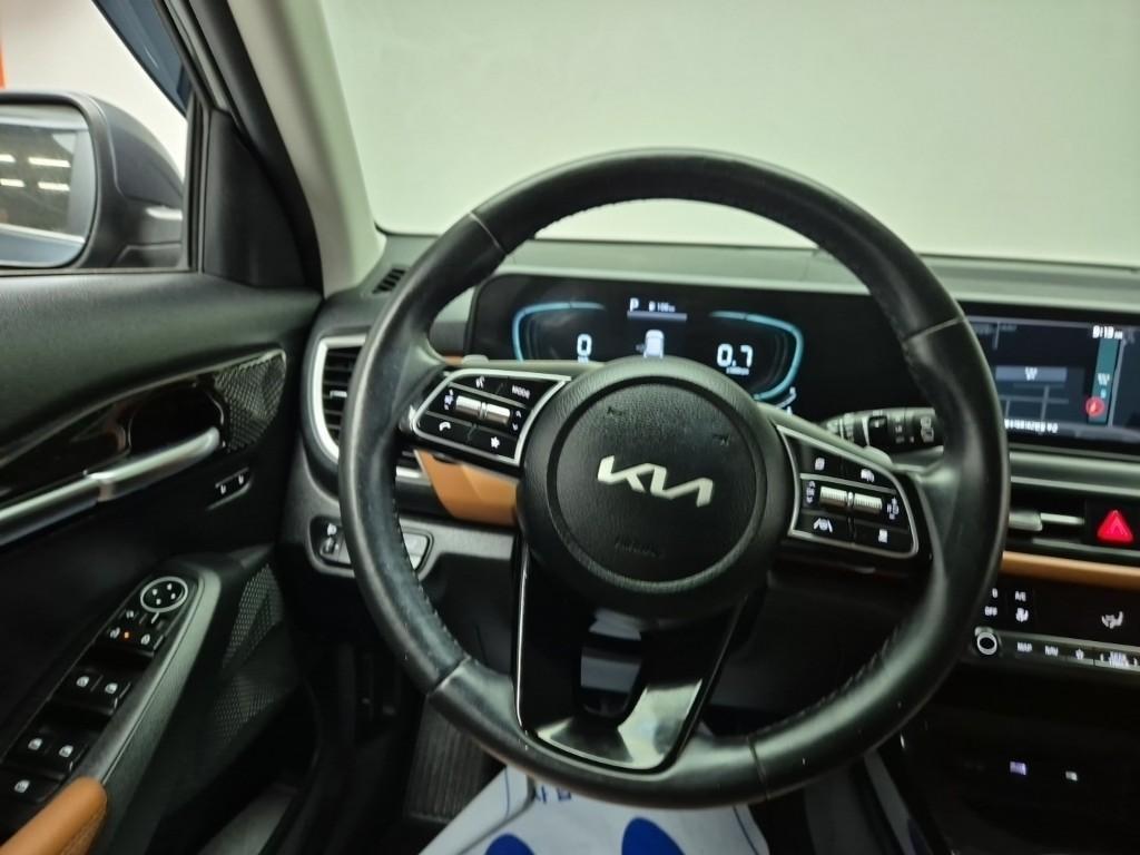 KIA Seltos - Vista 9