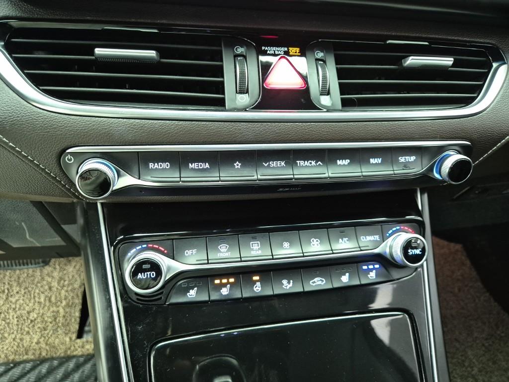 HYUNDAI Grandeur - Vista 10