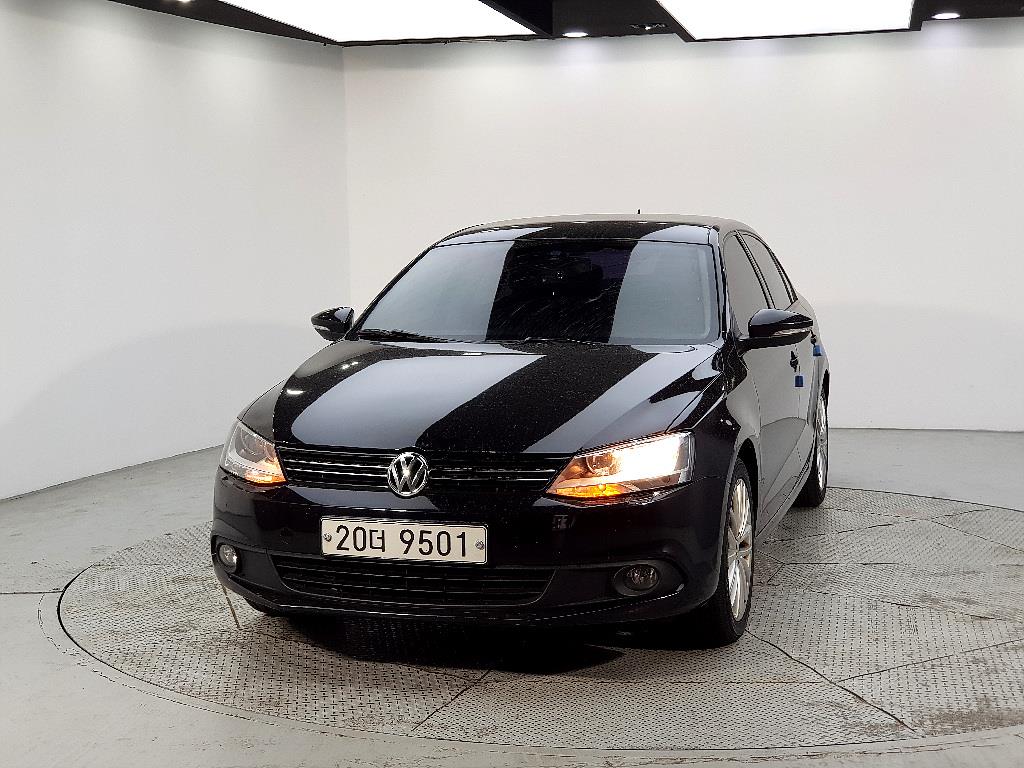 Volkswagen Jetta - Vista 2
