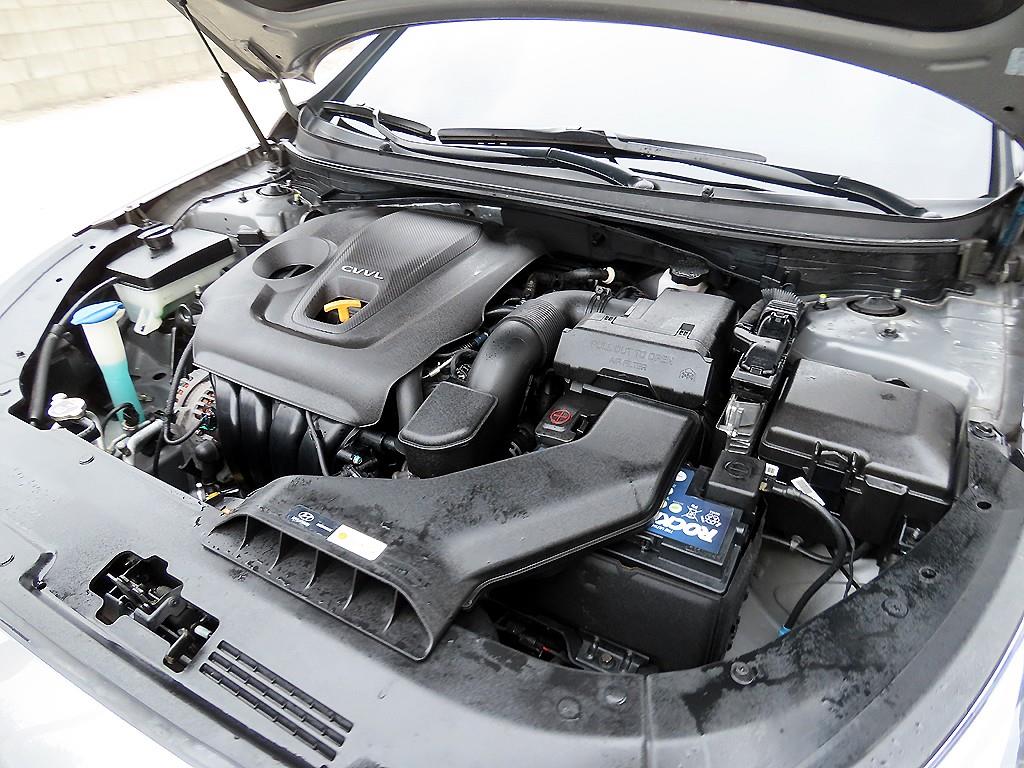 HYUNDAI Sonata 2018 Gris - Importación desde Corea - HF Imports Iquique - Foto 18